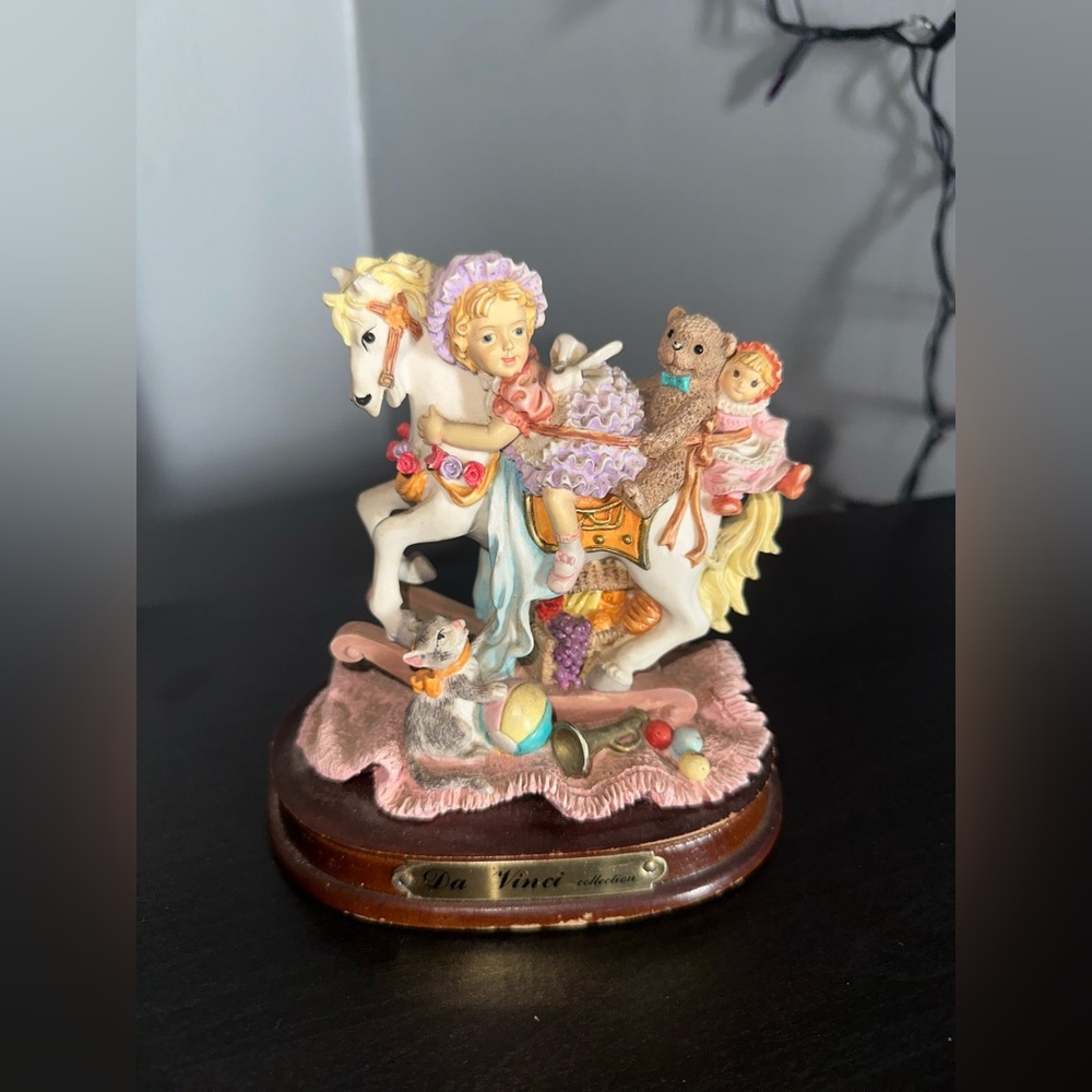 Da Vinci Collection Charming Figurine of Child on Horse